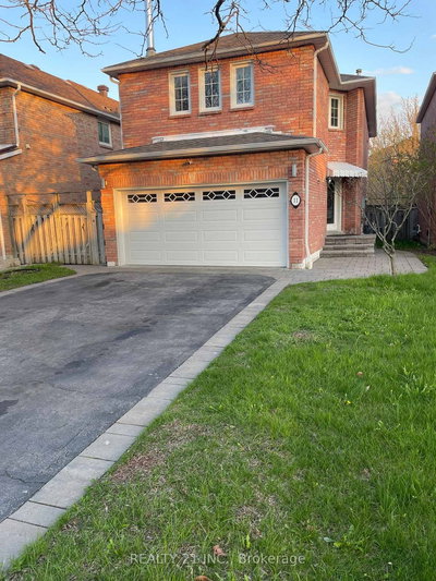 Detached House in Central West