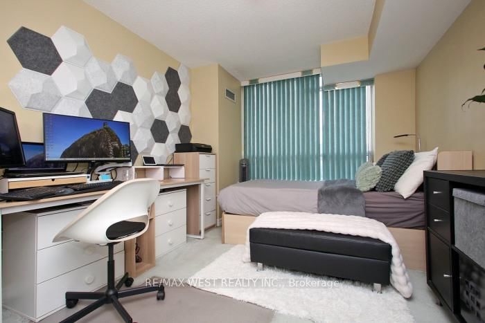 125 Omni Drive W, Unit 339 - Photo 13