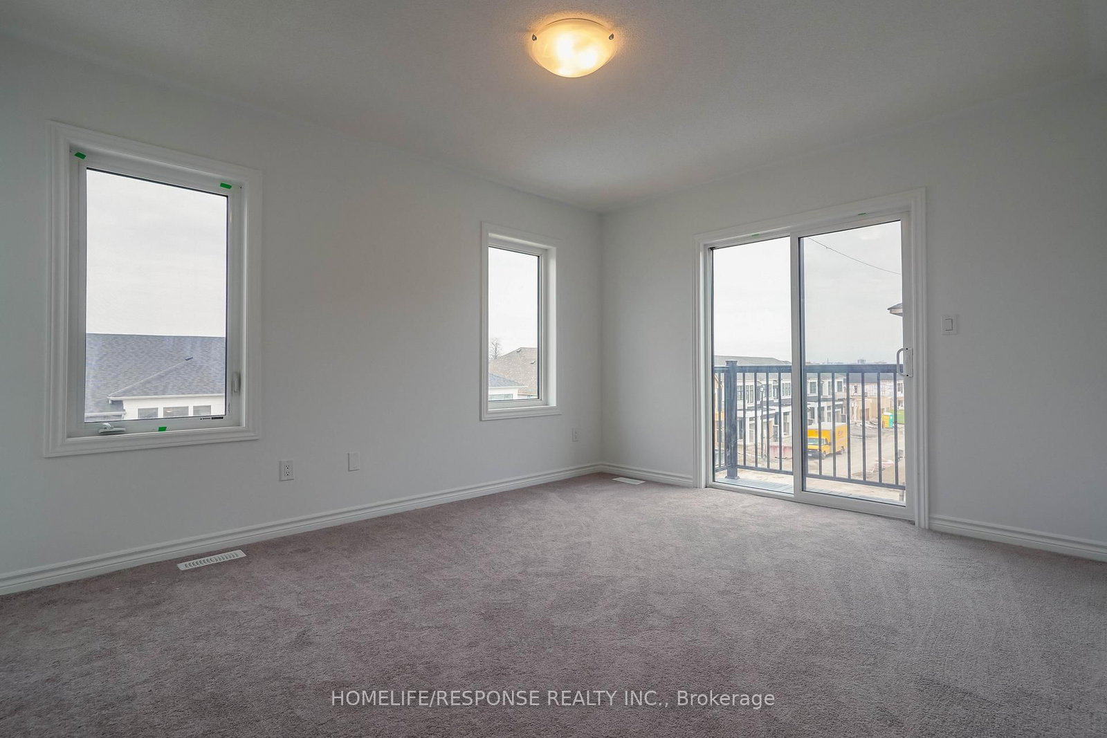 331 Okanagan Path S - Photo 4