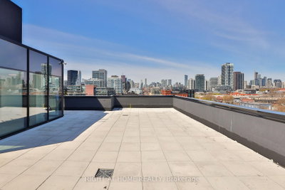 761 E Queen Street • #602 • Toronto, ON