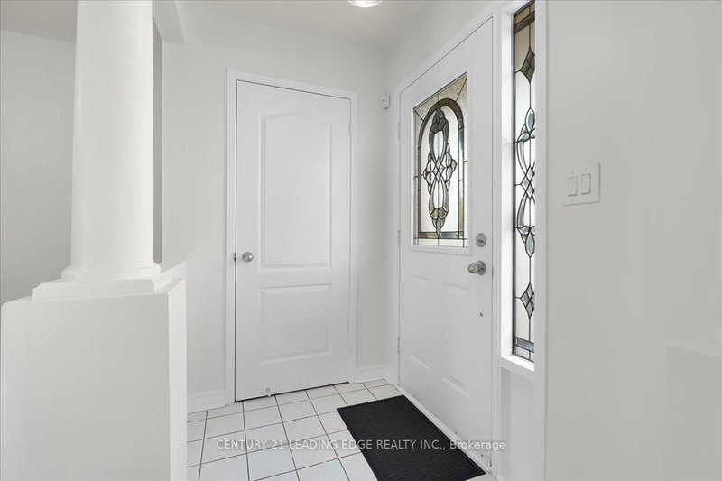 46 Georgina Gate, Toronto, M1L 4T9 | Image 2