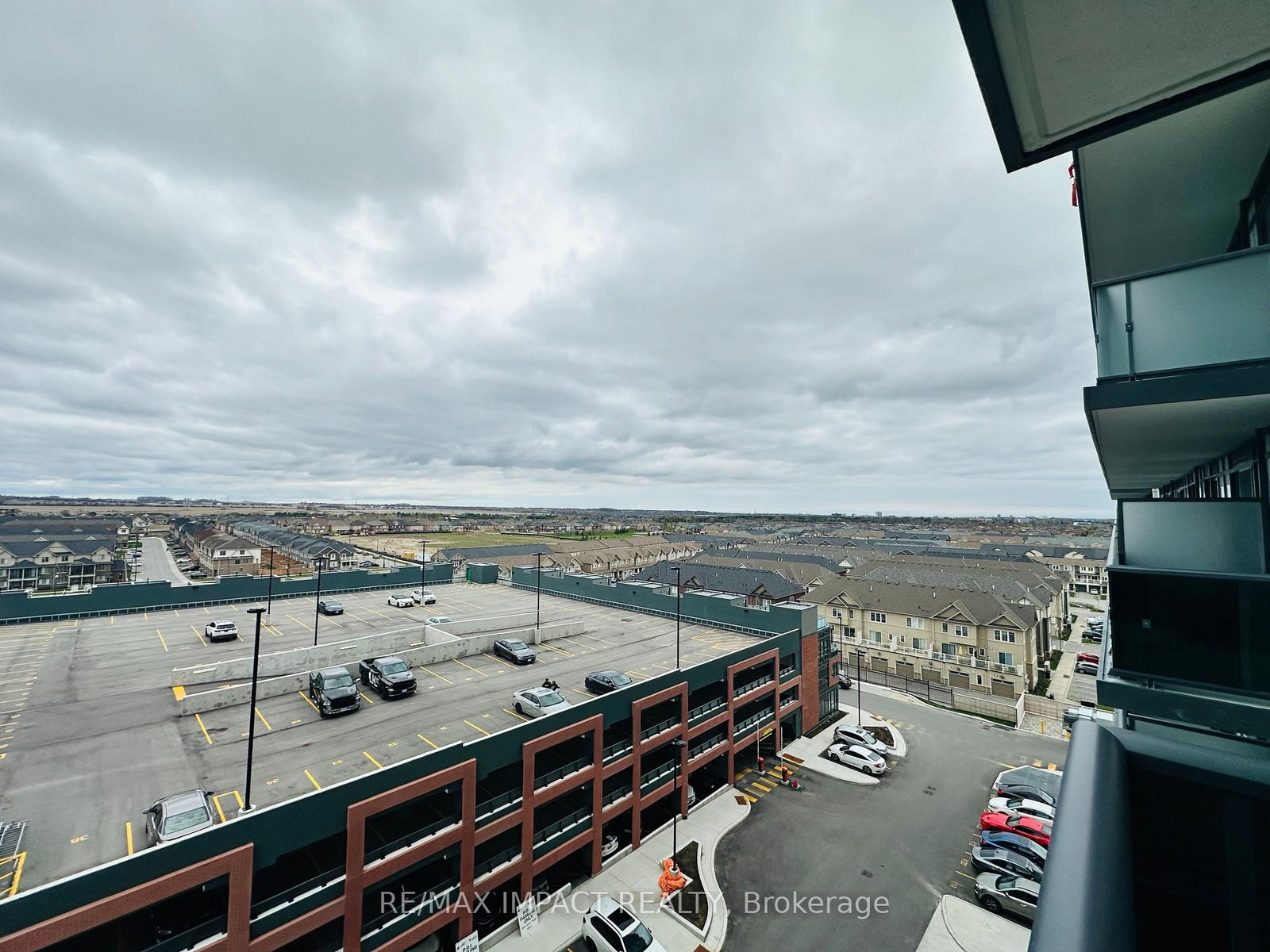 2545 Simcoe Street N, Unit 719 - Photo 19