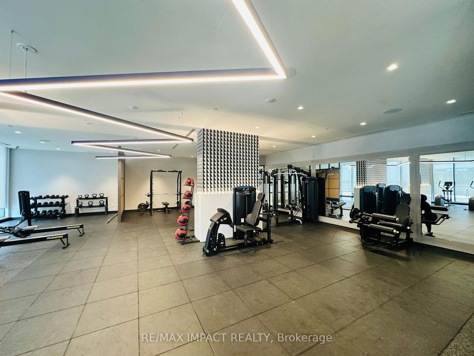 2545 Simcoe Street N, Unit 719 - Photo 22