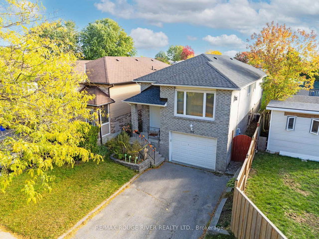 Main Floor - 102 Turnberry Crescent