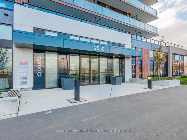 2107 - 2550 Simcoe Street N
