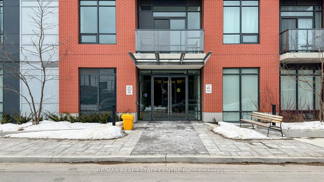 PH12 - 1010 Dundas Street E