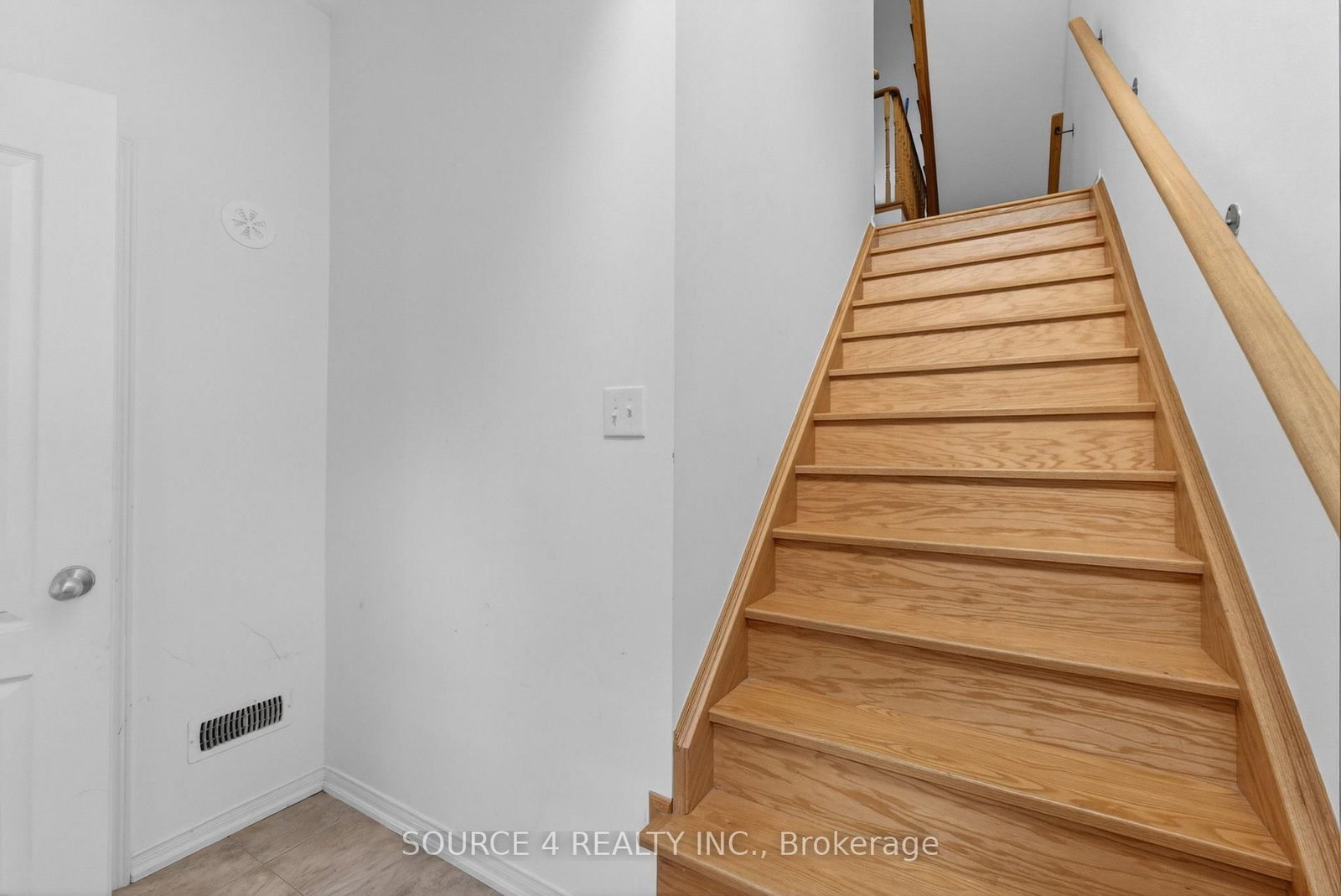 2698 Deputy Minister Path - Photo 18