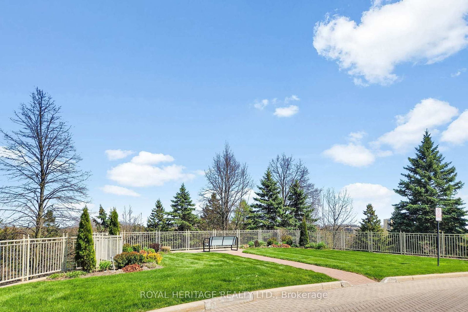 20 guildwood Parkway, Unit 207 - Photo 31