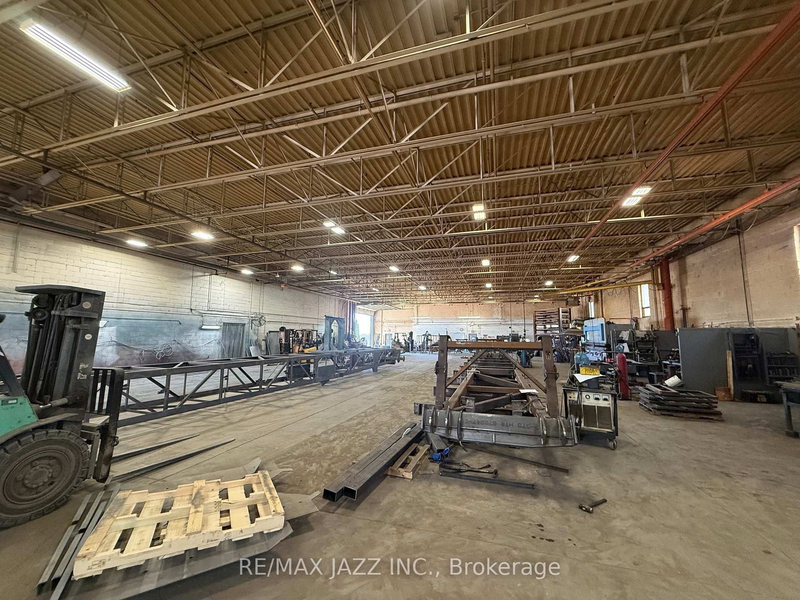 171 Fuller Road - Photo 11
