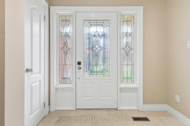 75 Windrush Trail