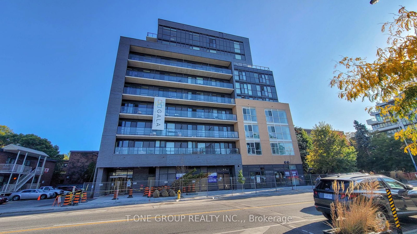 Condo for lease at 318-2369 Danforth Avenue, Toronto, Ontario, M4C 0B1 - East End-Danforth - MLS: E13083180