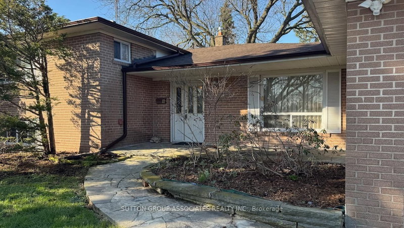 home for sale on 11 Castor Crescent