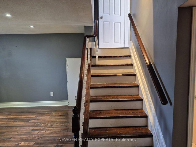 Bsmt - 512 Bloor Street E