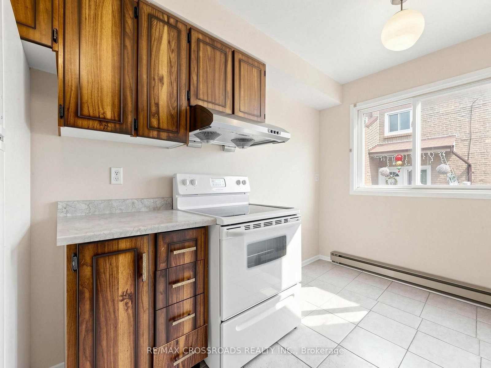 50 Scarborough Golf Club Road • #95 • Toronto, ON photo 8