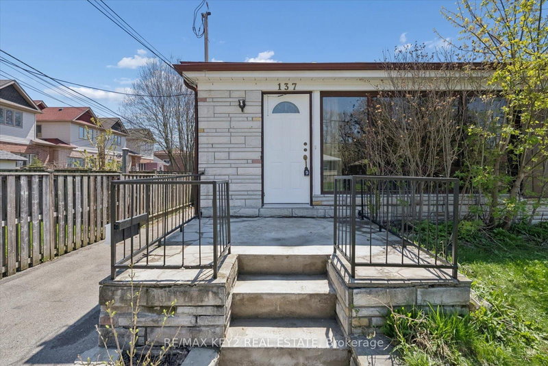 137 Newlands Ave, Toronto, M1L 1S2 | Image 2