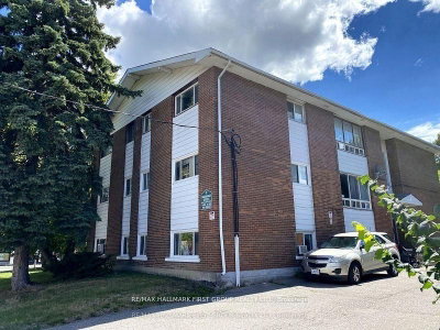 11 Fairbanks Street — photo 2