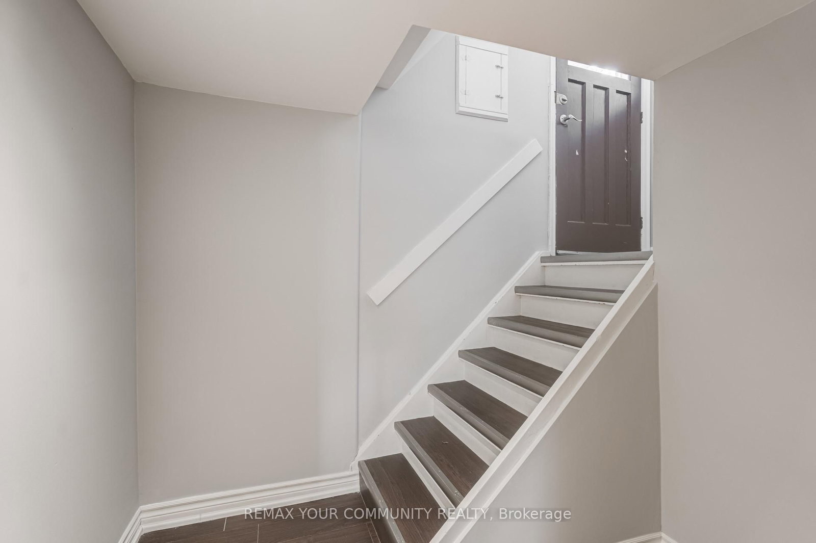 20 Bonny Lynn Court, Unit Bsmt - Photo 4