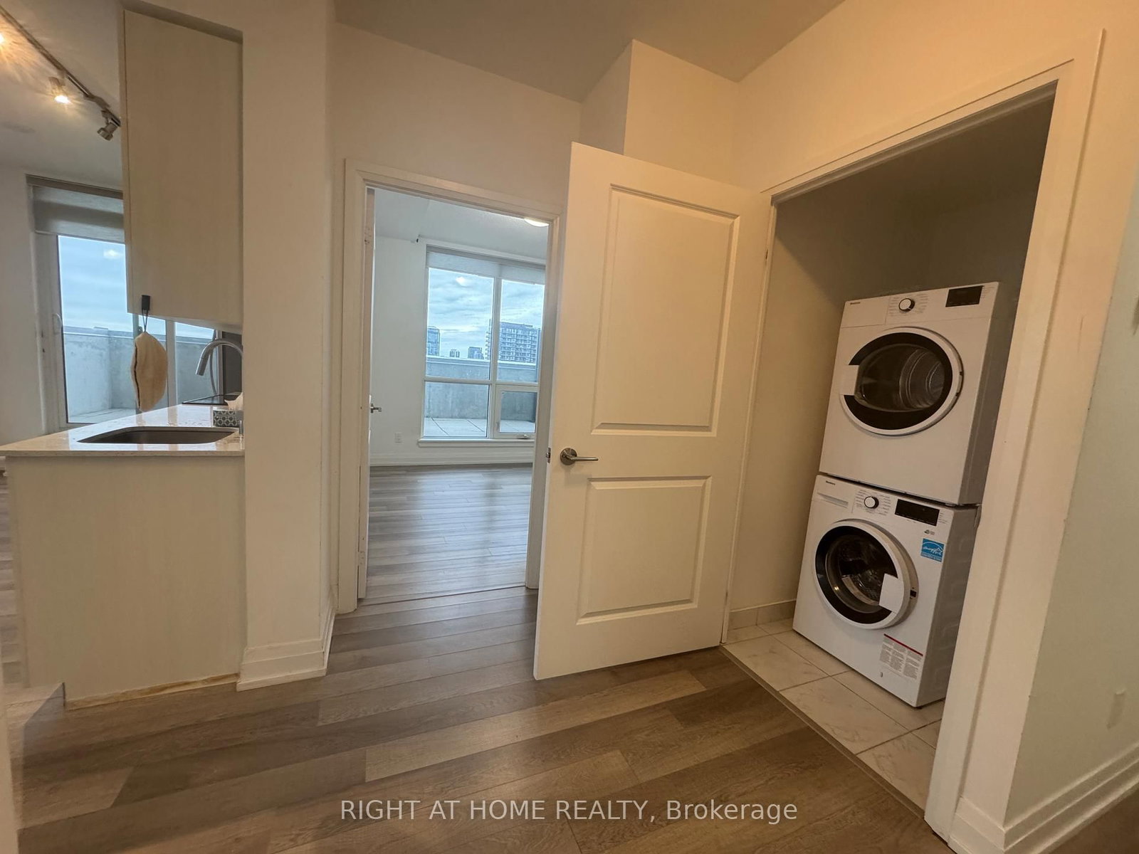 3121 Sheppard Avenue E, Unit 905 - Photo 41