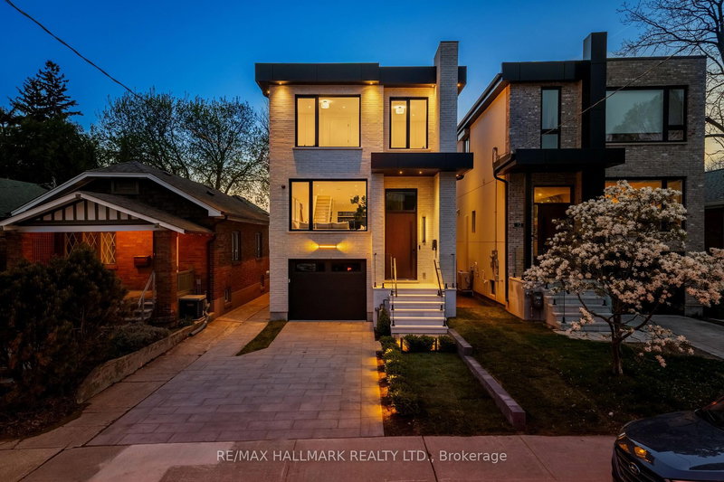 10 Leroy Ave, Toronto, M4J 4G7 | Image 2
