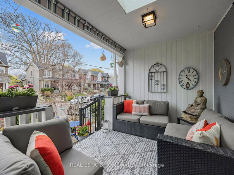 199 Lee Ave, Toronto, M4E 2P4 | Image 3