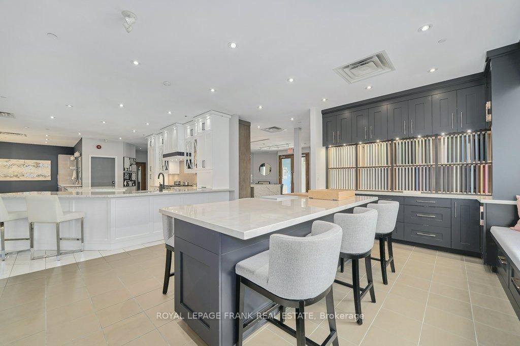 1333 Thornton Street S, Unit 1 - Photo 7