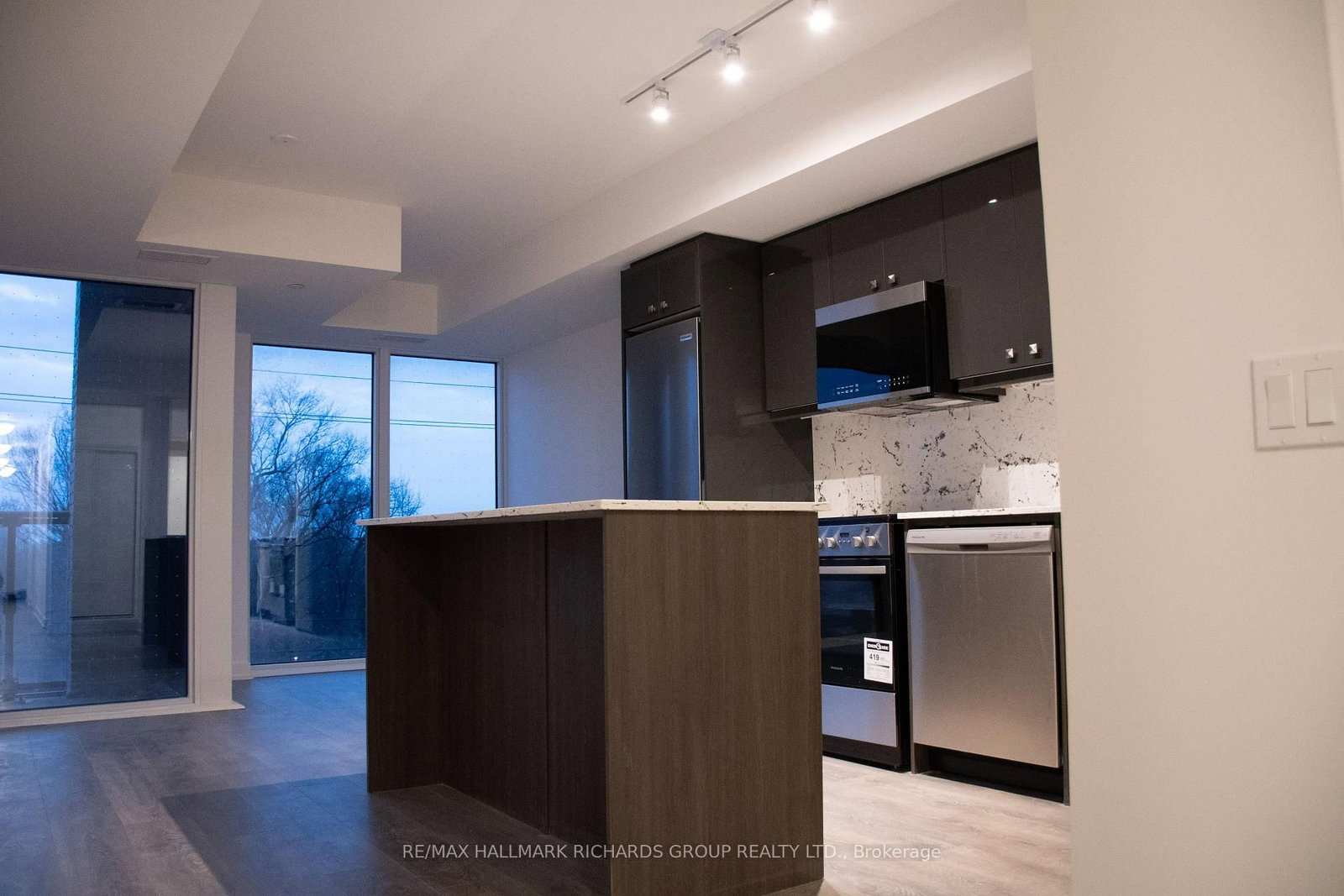 2 Manderley Drive, Unit 420 - Photo 3
