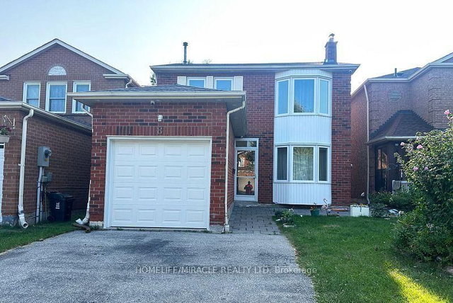 8 Lansbury Drive
