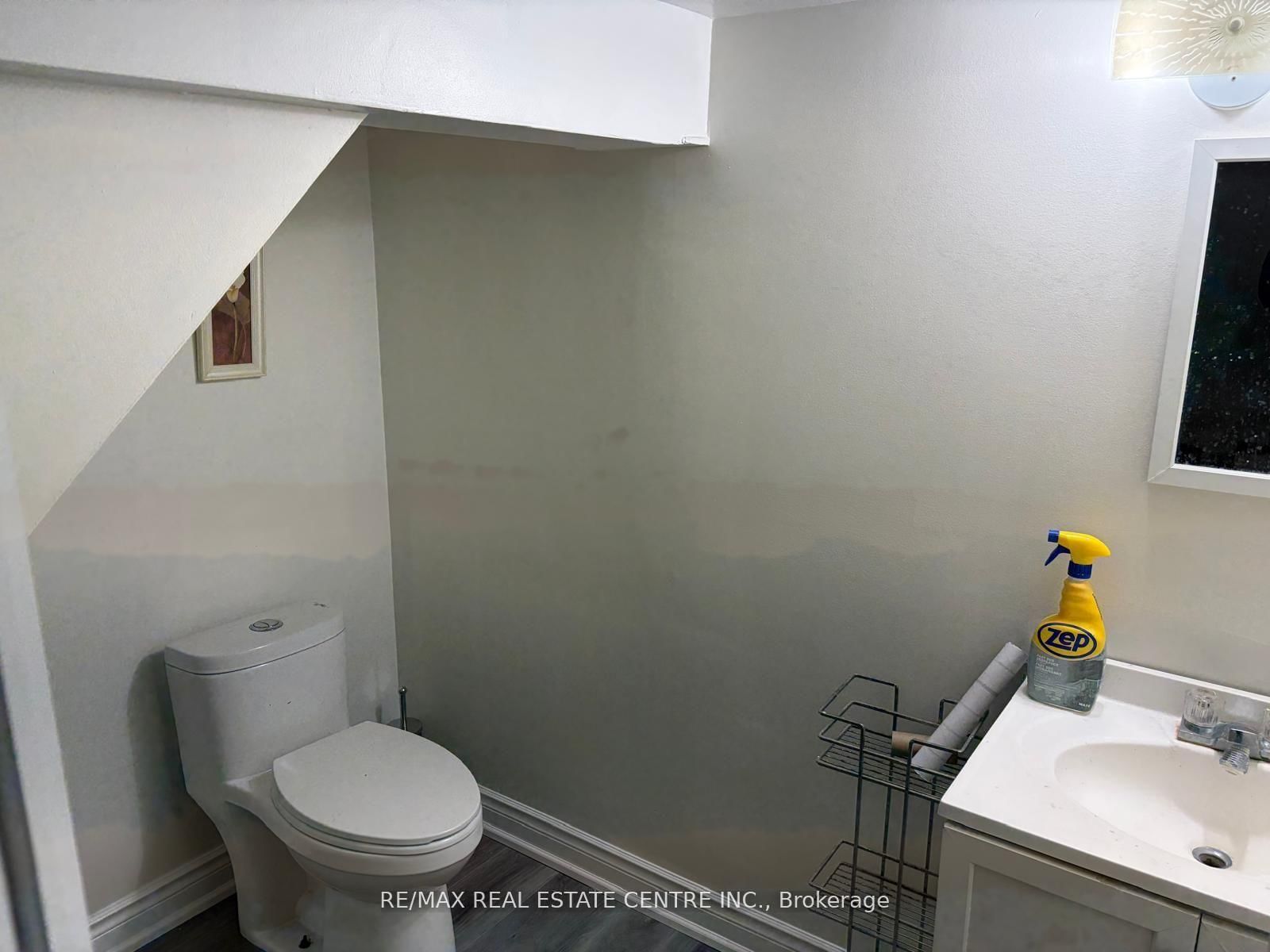 3280 Danforth Avenue, Unit Main+Basement - Photo 11
