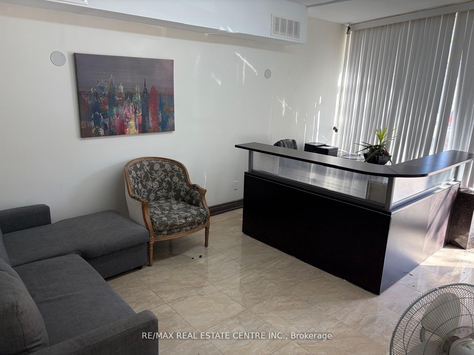 3280 Danforth Avenue, Unit Main+Basement - Photo 4