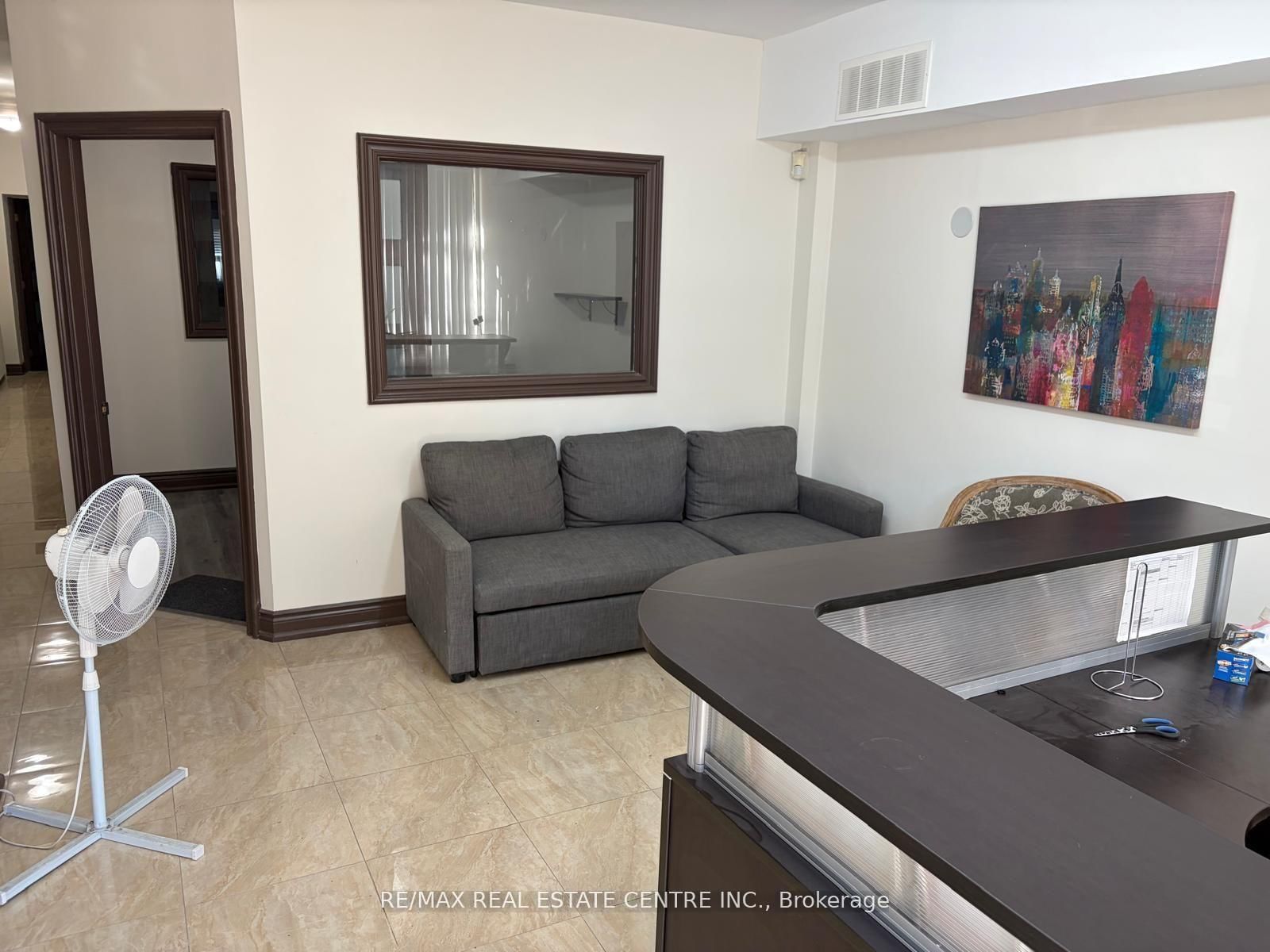 3280 Danforth Avenue, Unit Main+Basement - Photo 5