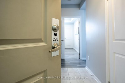 Unit 220 — 80 Aspen Springs Drive — photo 4