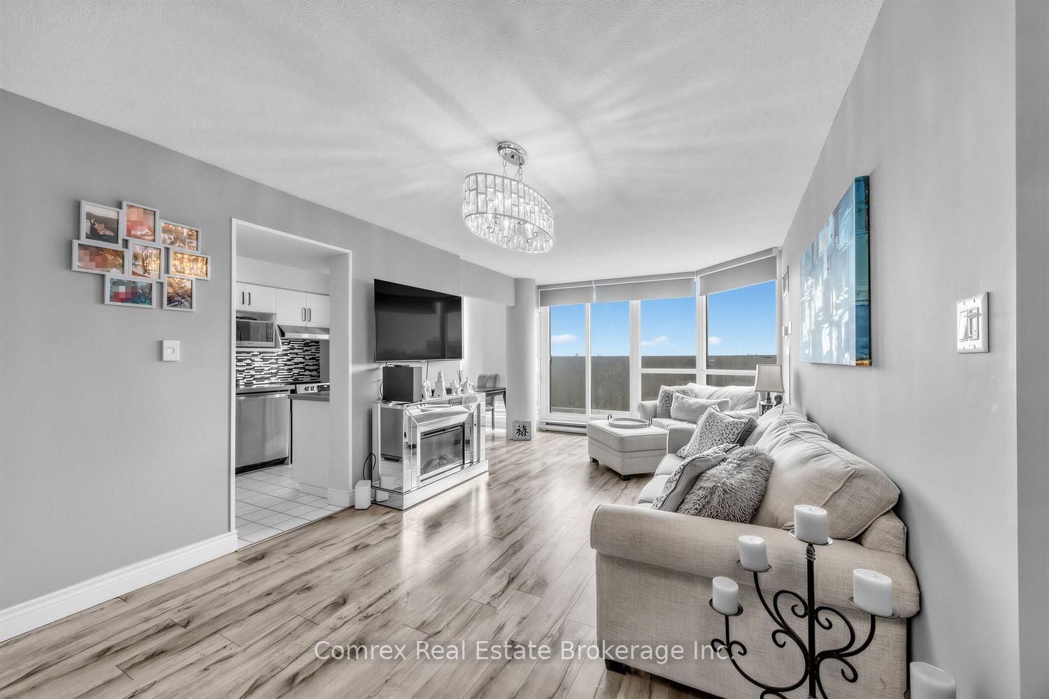 3233 Eglinton Avenue E, Unit 704 - Photo 4