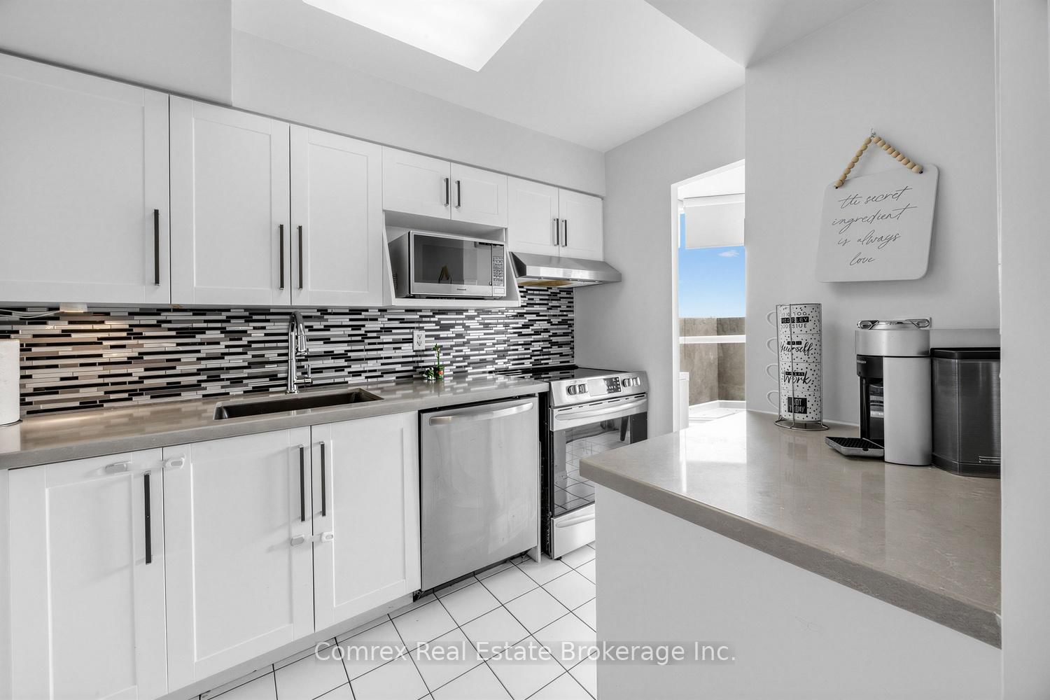 3233 Eglinton Avenue E, Unit 704 - Photo 8
