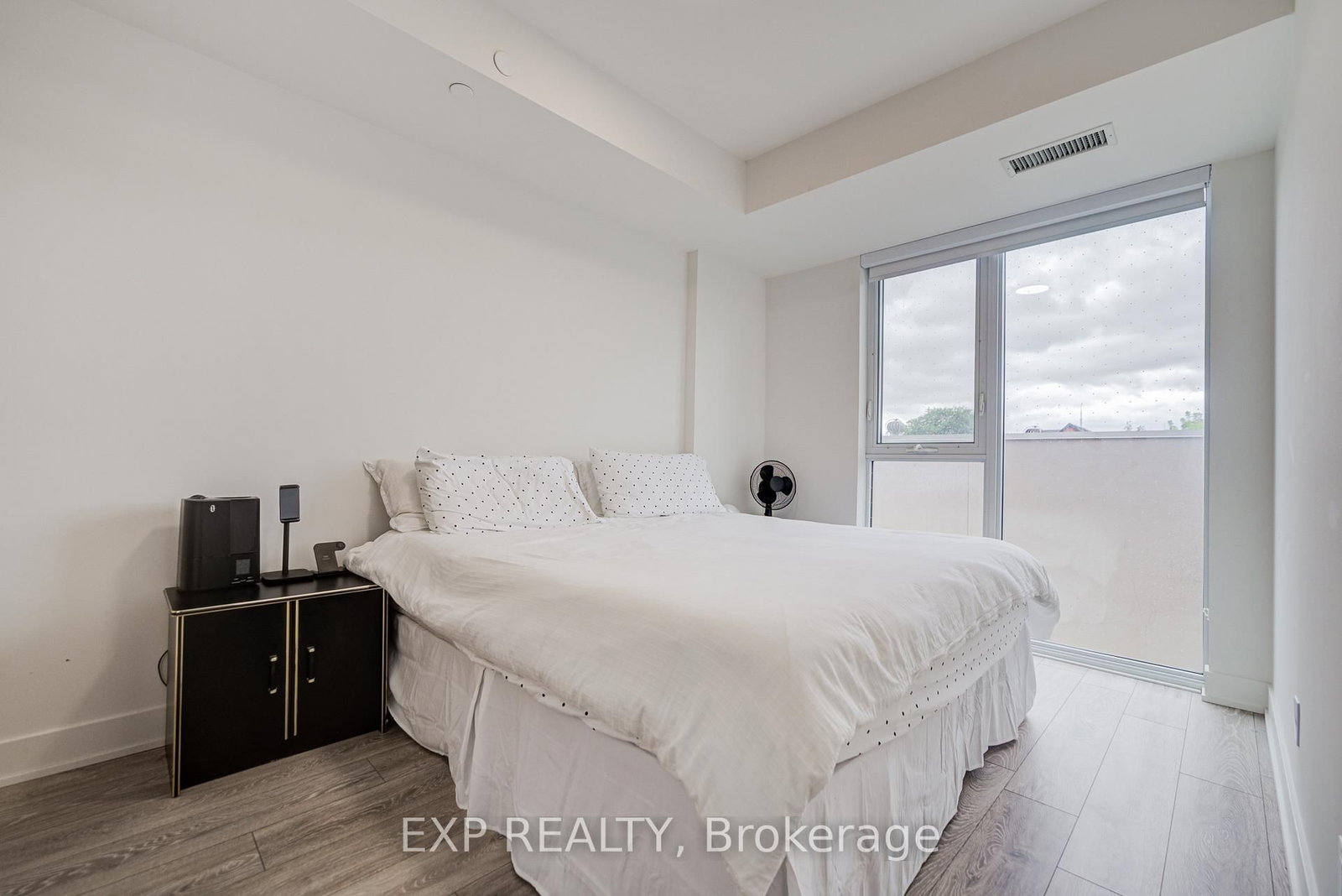 1285 E Queen Street • #211 • Toronto, ON photo 6
