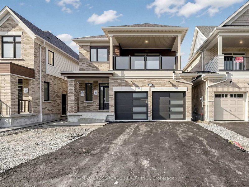 home for lease on 2nd Flr-102 Donald Cameron Crescent