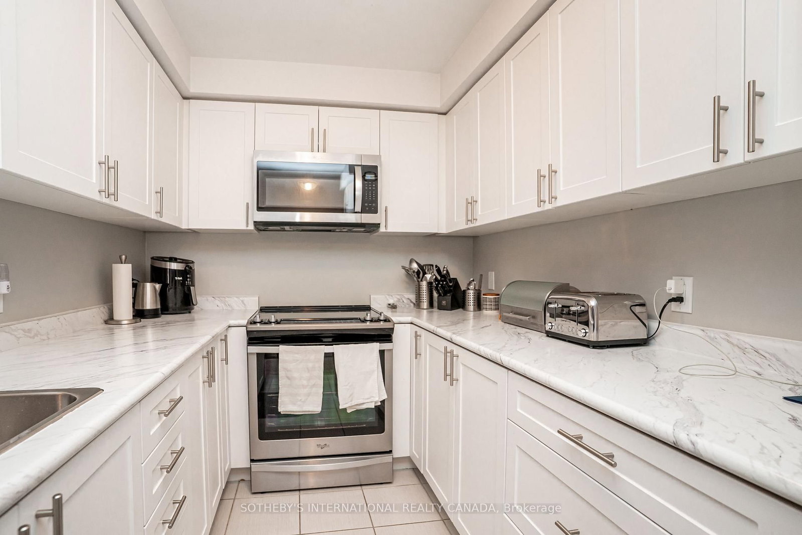 2500 Hill Rise Court, Unit 88 - Photo 14