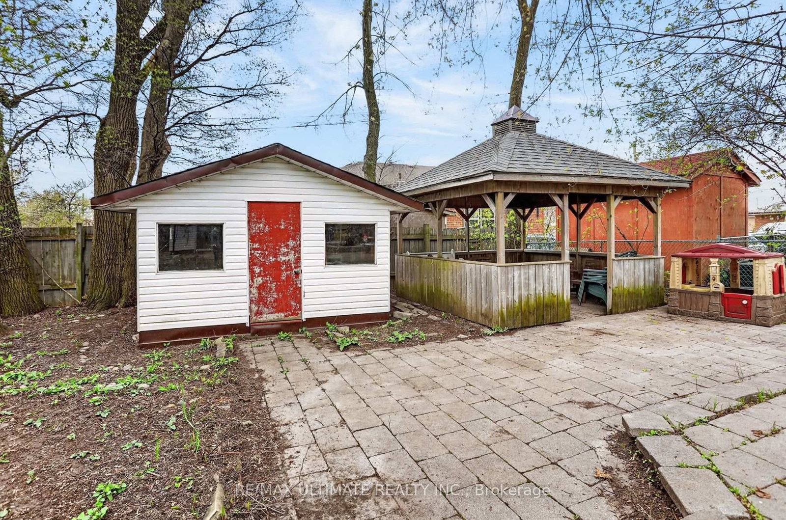 378 Kennedy Road • Toronto, ON photo 37