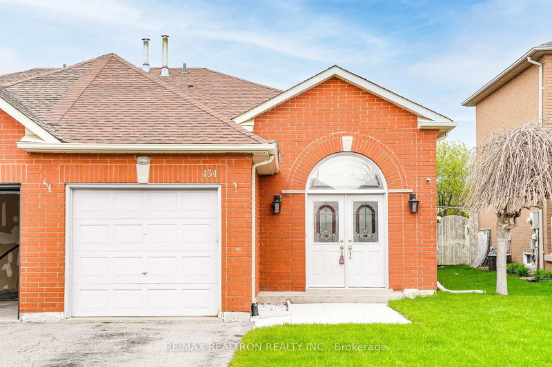 434 Stonegate Ave, Oshawa, Ontario