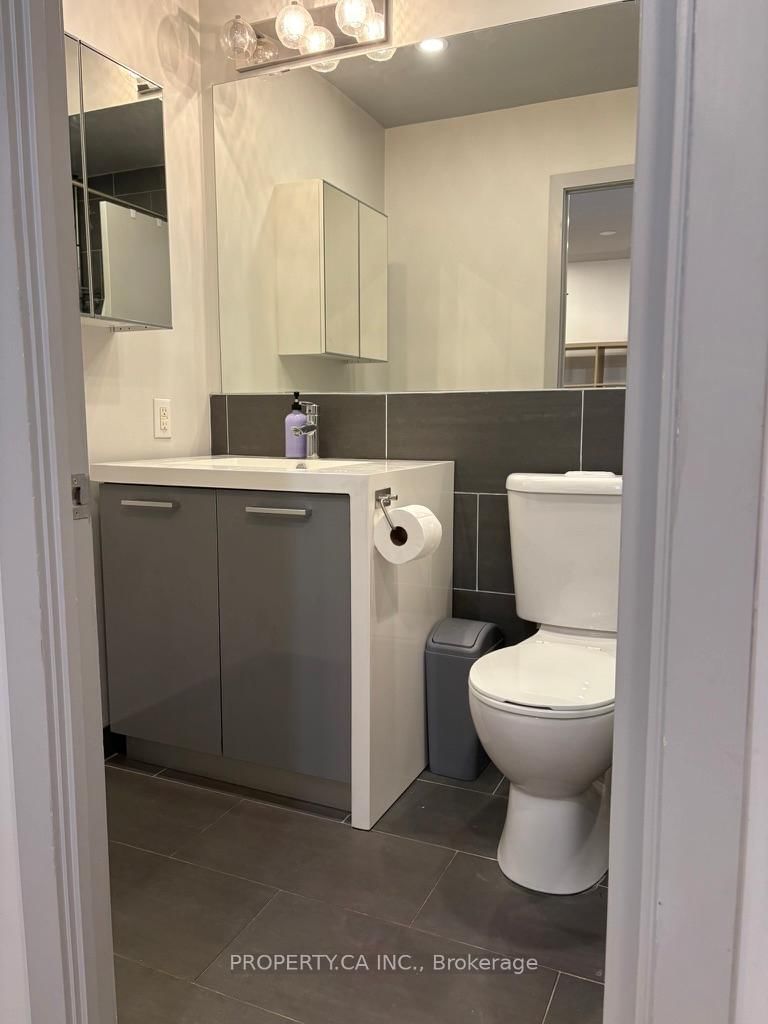 319 Carlaw Avenue, Unit 803 - Photo 13