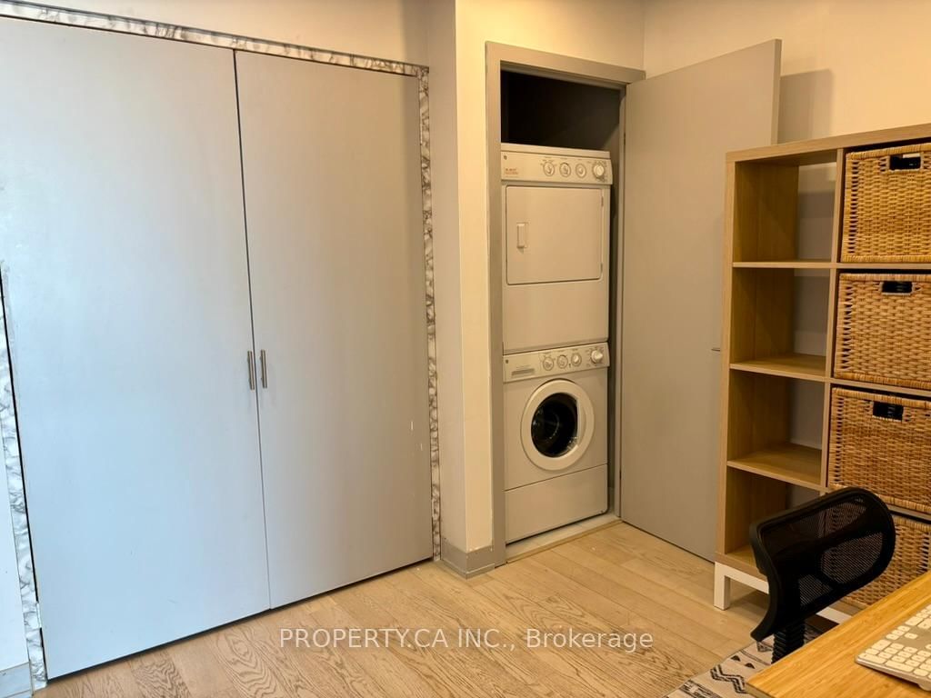 319 Carlaw Avenue, Unit 803 - Photo 12
