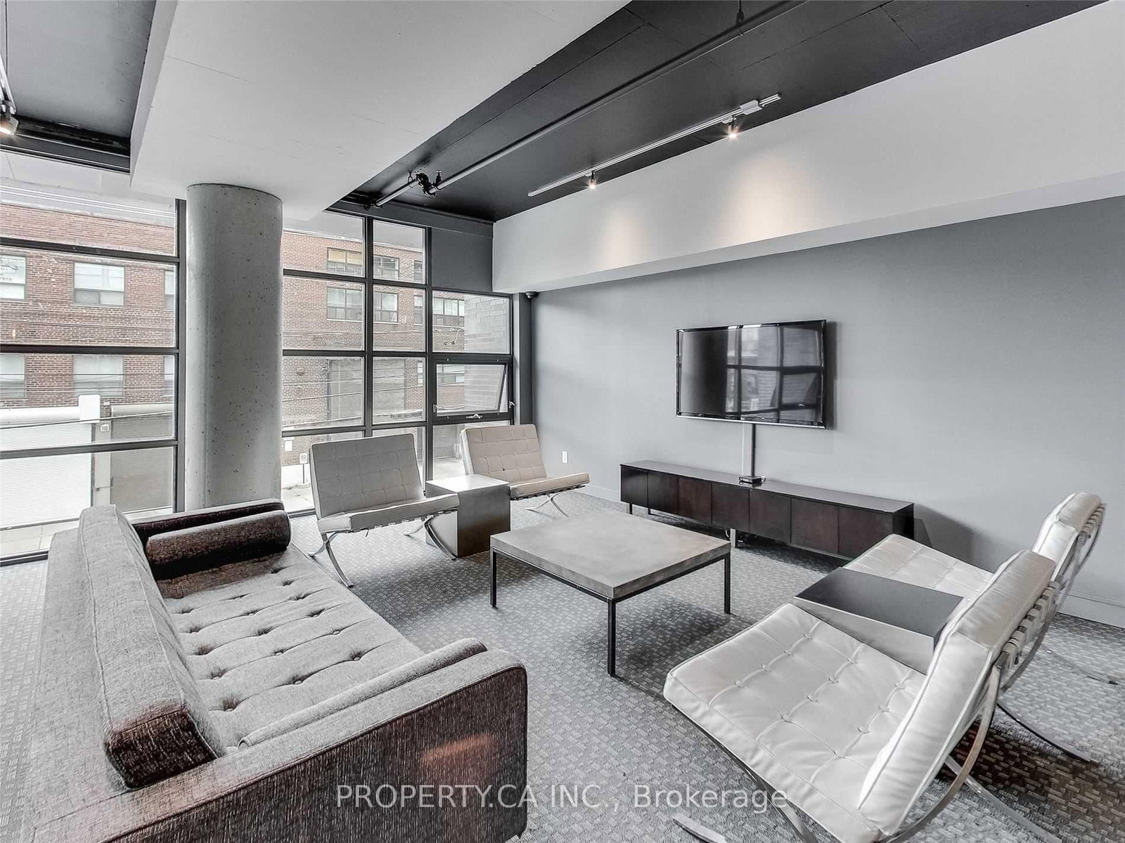 319 Carlaw Avenue, Unit 803 - Photo 17