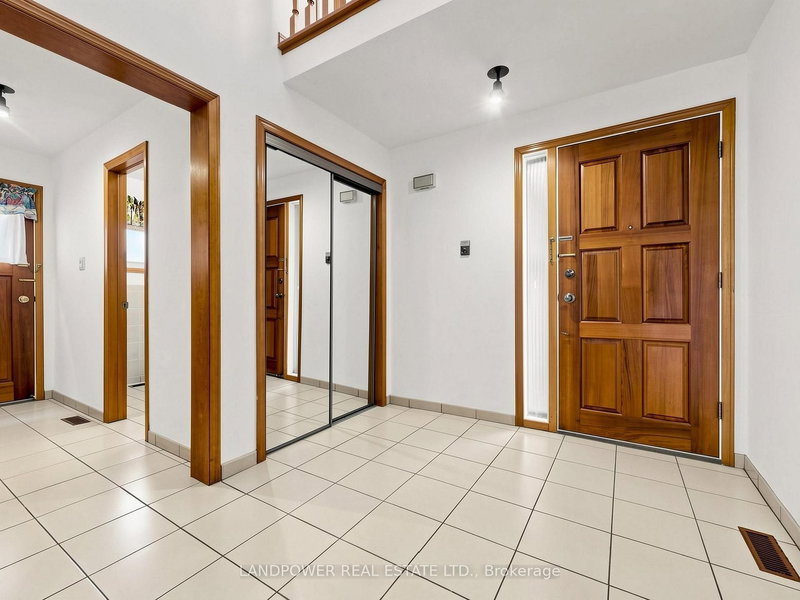 15 Coverdale Cres, Toronto, M1V 2S6 | Image 2