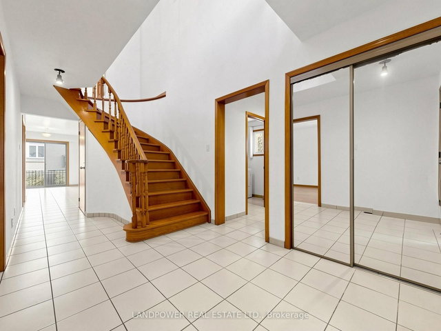 15 Coverdale Crescent