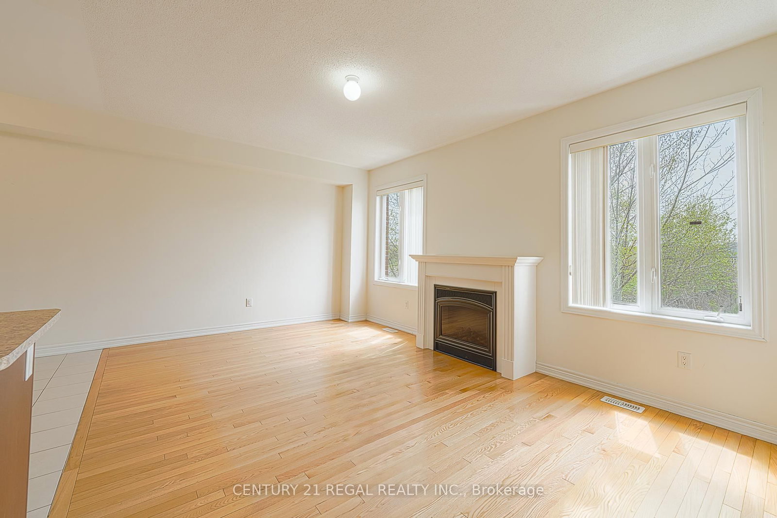 27 Belanger Crescent S - Photo 16