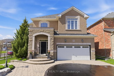 926 Red Deer Avenue