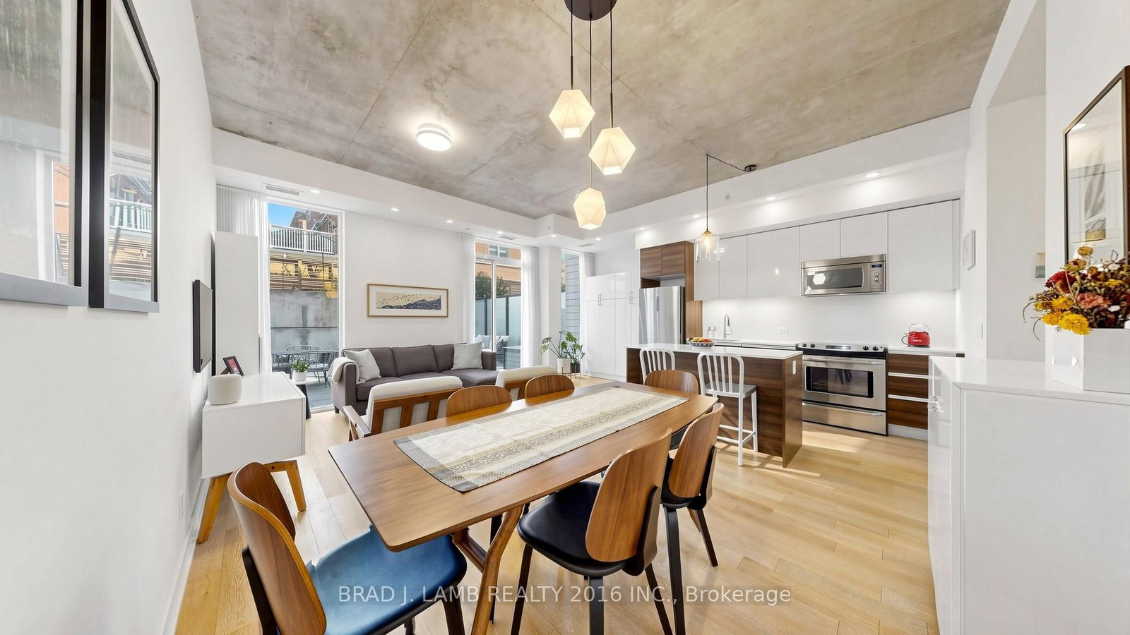 Property at 1238 Dundas