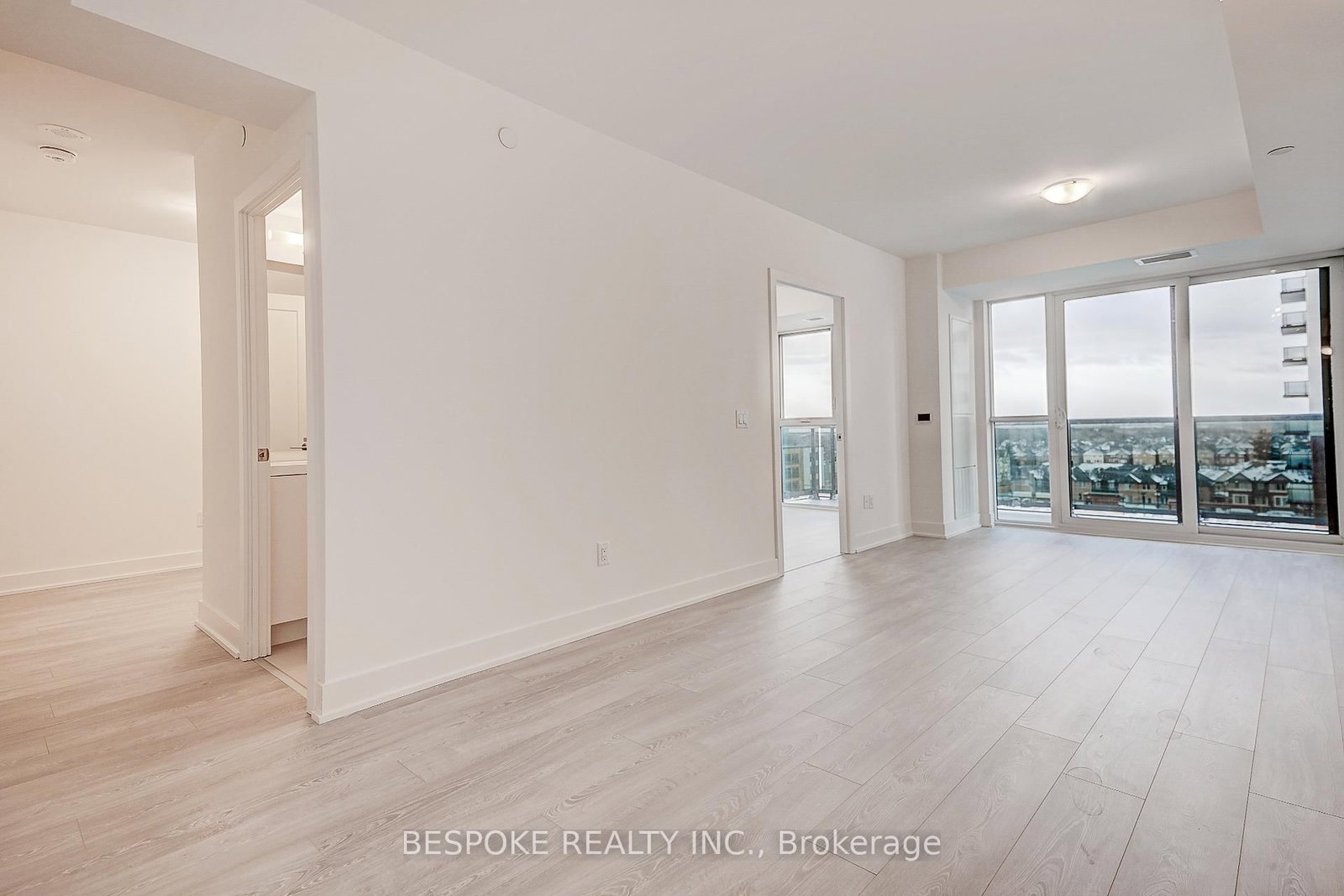 2545 Simcoe Street N, Unit 714 - Photo 12