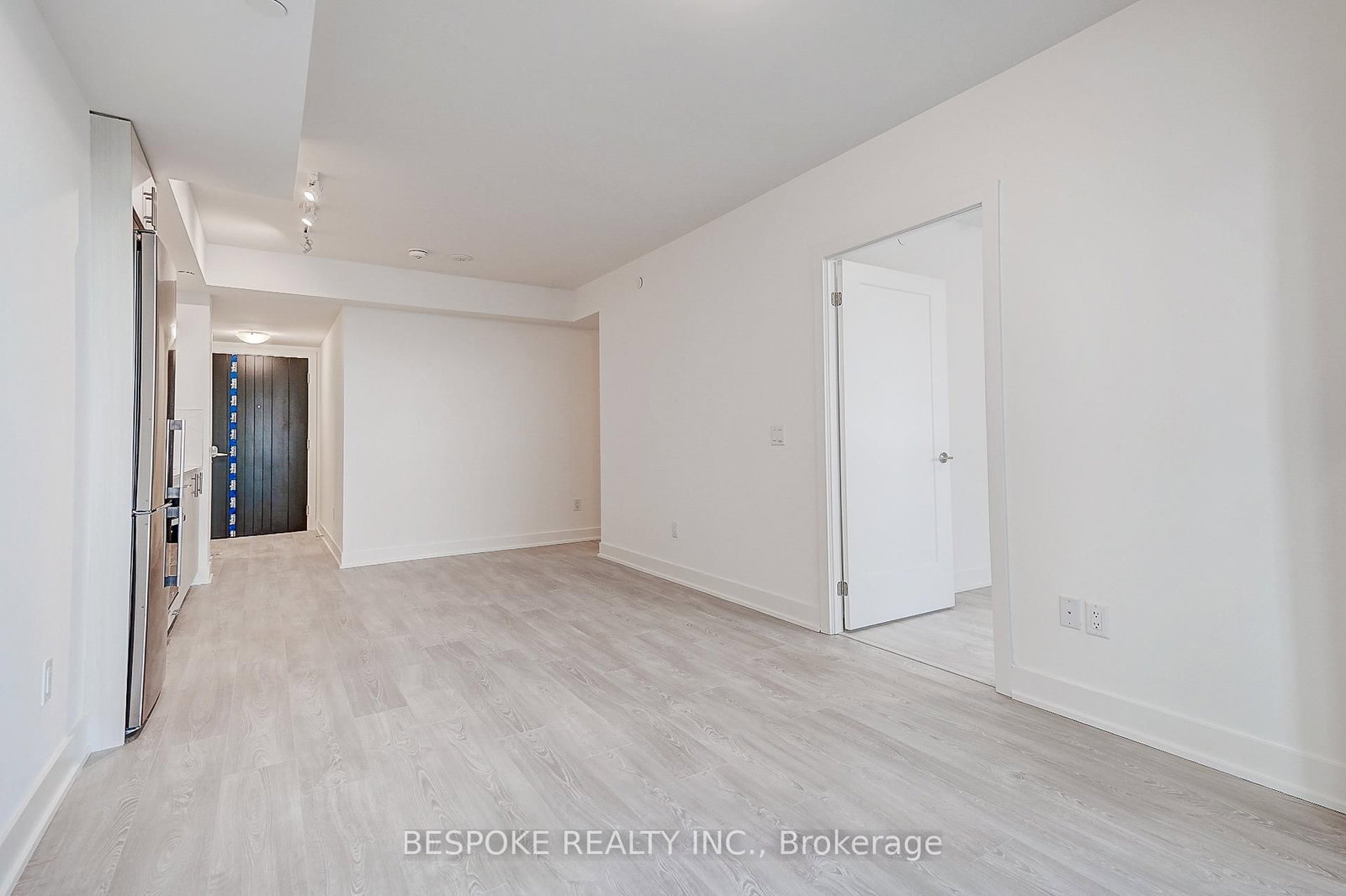 2545 Simcoe Street N, Unit 714 - Photo 15