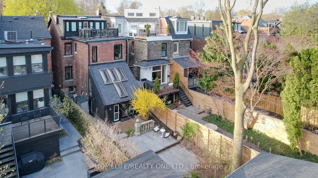 25 Riverdale Avenue