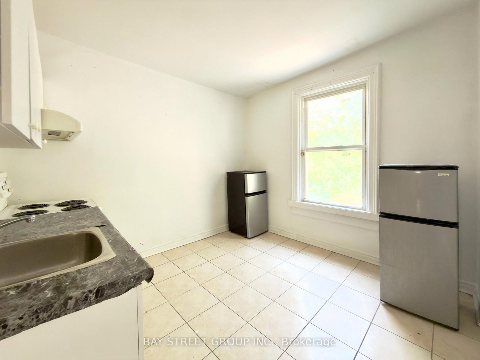 182 Boulton Avenue • Toronto, ON photo 8